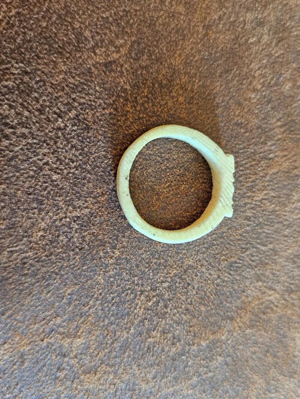 Vintage Mid Century style carved ring Ivory Tone Brutalist Tribal Style